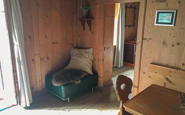 Romantic standalone 5 room cottage in Valposchiavo – Guest Rooms – Poschiavo