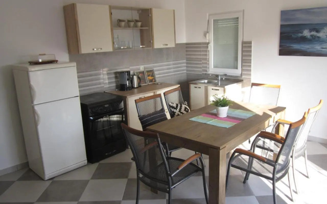 Apartments with a parking space Maslenica, Novigrad - 6573