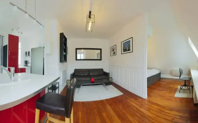 A Cozy Refuge - 18th - Mobility Lease