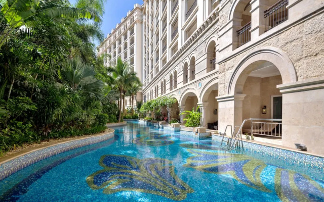 Crown Plaza Resort Sanya Bay