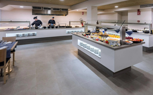 Hotel GHT Sa Riera