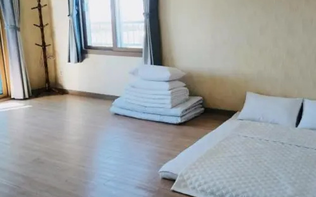 Seongsan Morning Sunset Pension