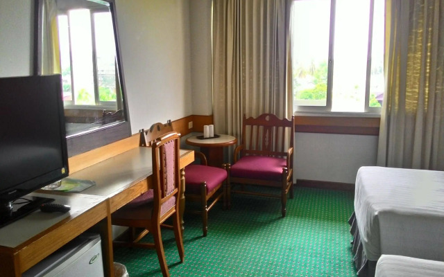 Siam Thani Hotel