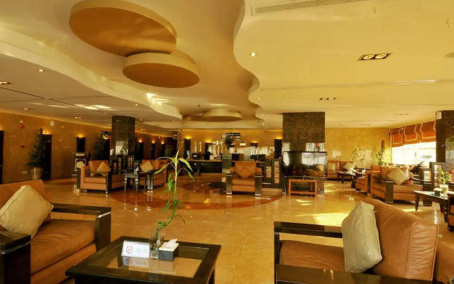 Peninsula Suites