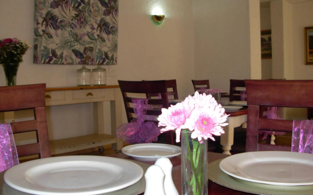 Jacaranda Self Catering Apartments