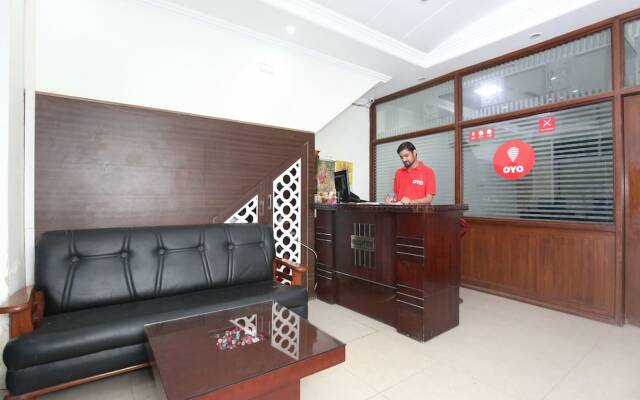 OYO 10832 Hotel JB 2