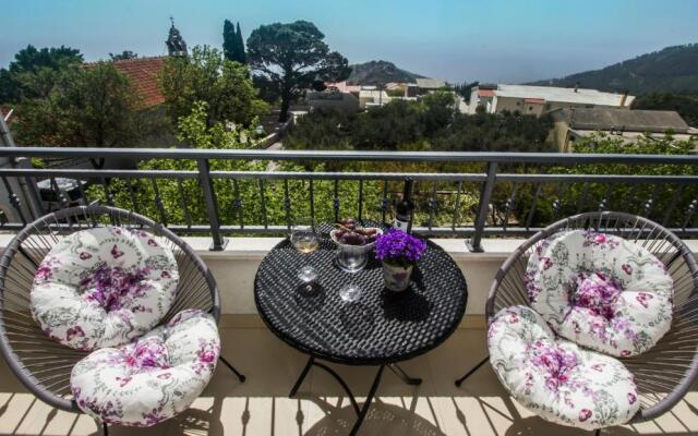 Apartmani i studio Big Hill