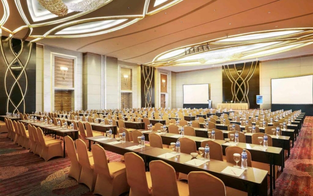 Novotel Jakarta Mangga Dua Square Hotel