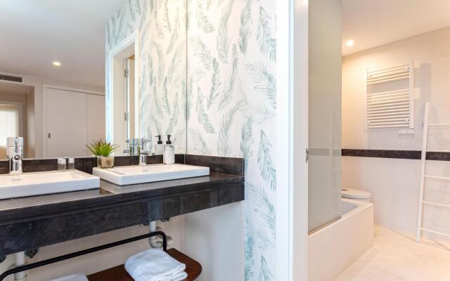 Luxury 2BD apartment in old town Malaga. San Agustin II