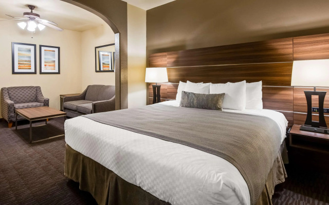 Best Western Plus Hill Country Suites