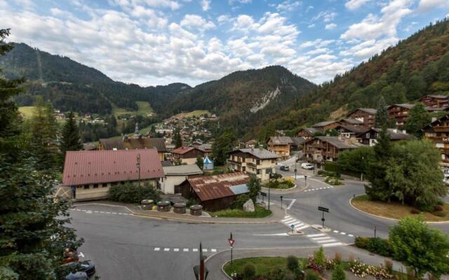 Appartement La Clusaz, 6 pièces, 10 personnes - FR-1-437-51