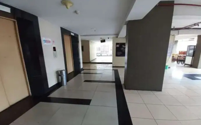 OYO 93352 Apartement Gateway Cicadas By Db Rent