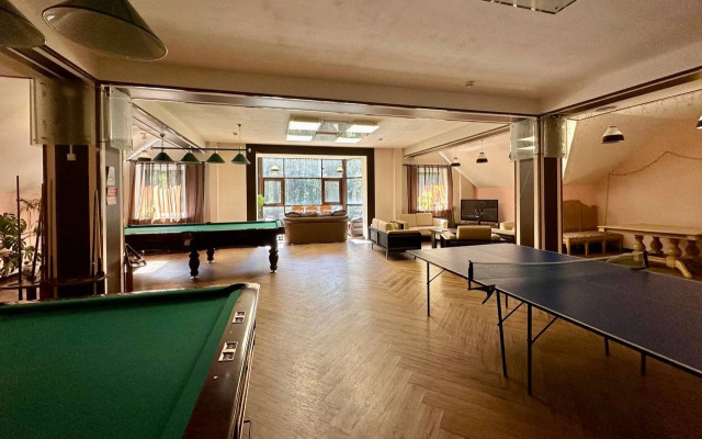 Отель «Золотые пески»