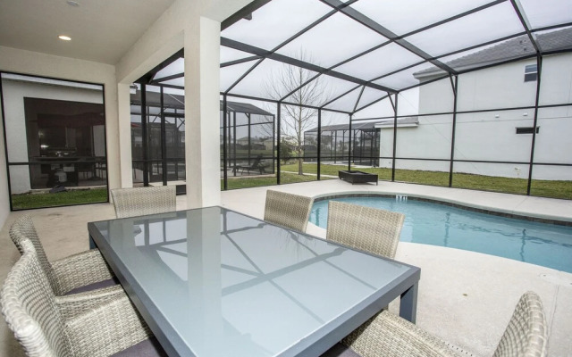 6BR Villa - 327 Marcello Blvd