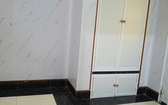 Nha nghi Nguyen Bao  - Tran De Con Dao – Hotel Rooms – Can Tho