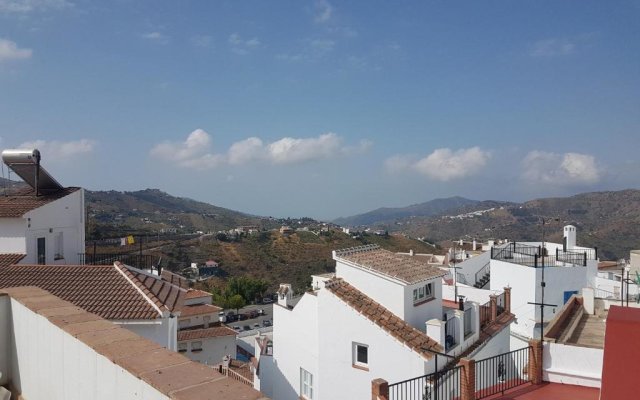 Granada Residence