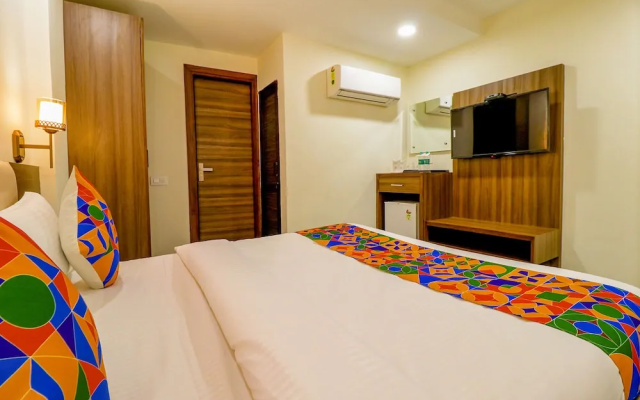 Prime K9 Regency by Fabhotel