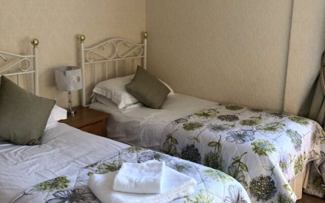 Kingsway GuestHouse