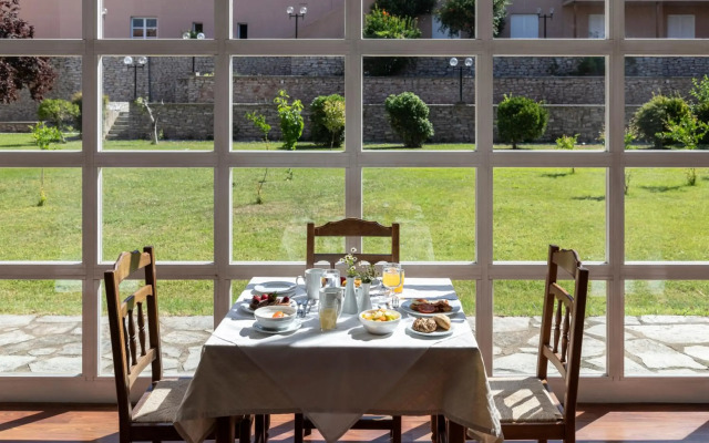 Amalia Hotel Meteora