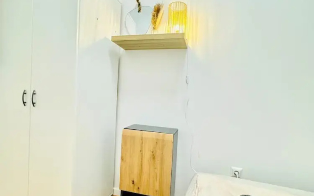 Urban 10BR Retreat Near Rathausplatz