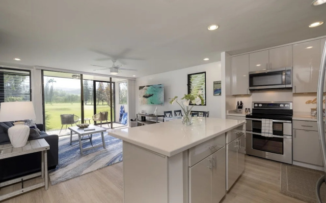 Kuic146w 1 Bedroom Condo by RedAwning