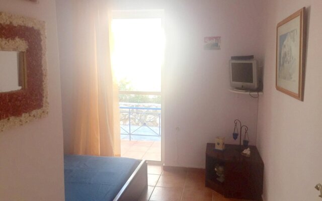 House With one Bedroom in Theologos, With Wonderful sea View and Enclo