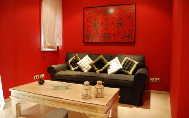 Life Apartments Giralda Suites