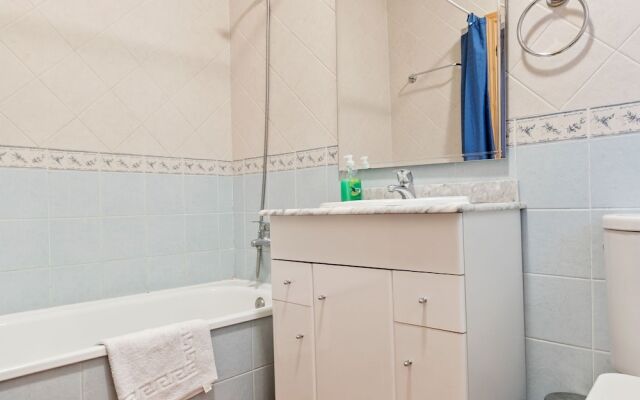 Impressive Apartment in Alcaucín With Swimming Pool