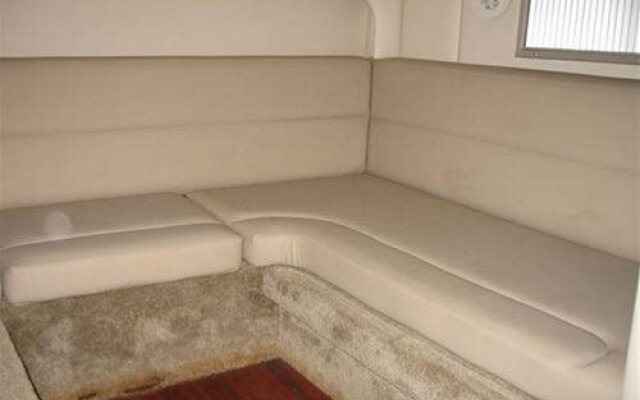 Freedom Boat in Lavagna Marine