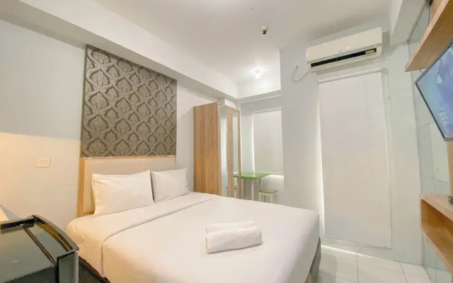 Basic Studio At Candiland Apartment
