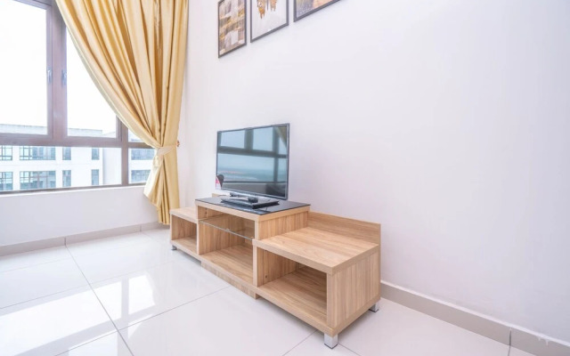 OYO Home 90401 D' Summit Residence YML 2108