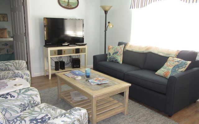 Horizontal In Hatteras 2 Bedroom Condo