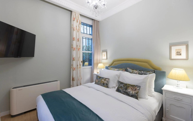 Gatto Perso Luxury Apartments