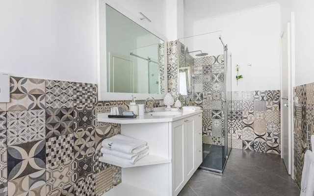 Sorrento Coast White Apartments 2