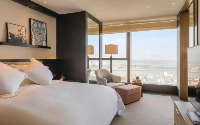 Rosewood Phnom Penh