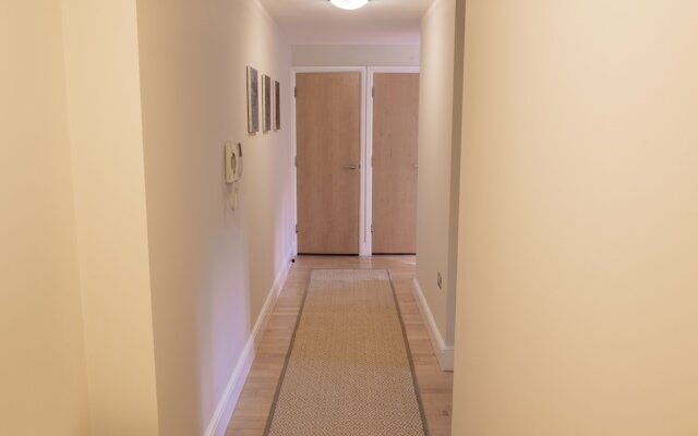 Toothbrush Apartments - Ipswich Friar St