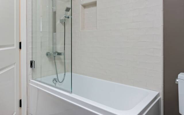 New Ventura Beach Craftsman Home by RedAwning