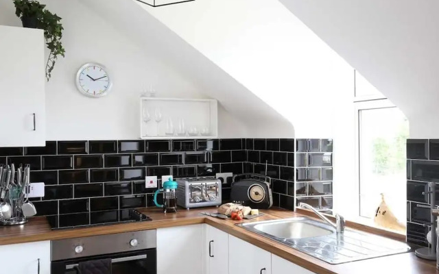 High Terrace Apartment