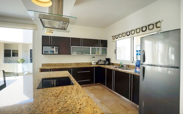 Playa Ge 302 B 2 Bedroom Condo