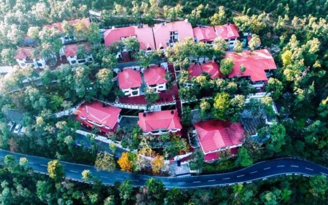 Surbee Resorts