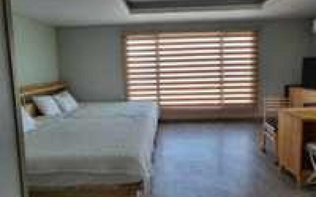 Jeju Jinggeomdari Pension