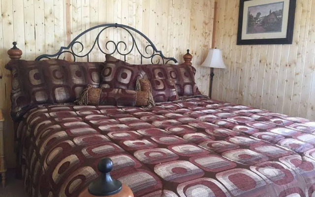 Lily Bear Resort Cal - Pines Chalets