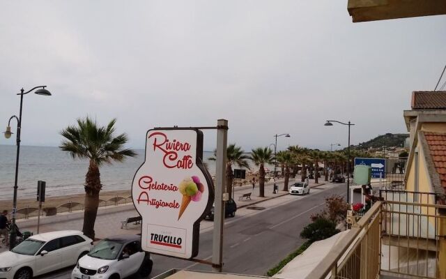 Riviera B&B