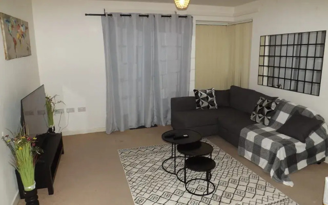 Charming 1-bed Apartment in Barking