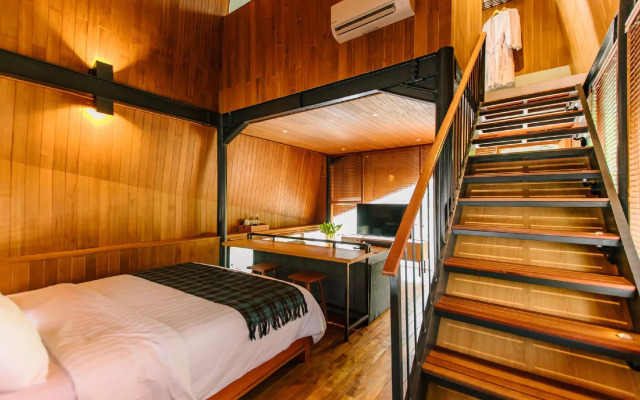 Blackbird Hotel Bandung
