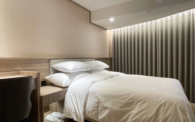 Spring's Rhapsody Hotel