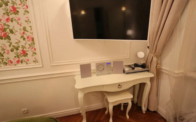 Blueberry Apartments