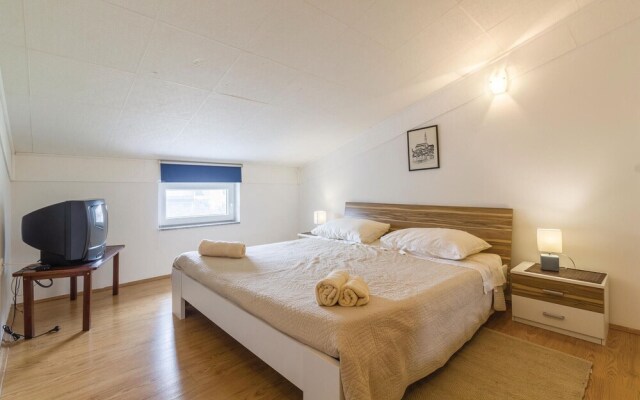 Awesome Home in Pula With Wifi and 4 Bedrooms