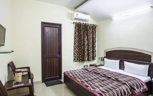 Hotel Tamanna - 50 Meter from Golden Temple