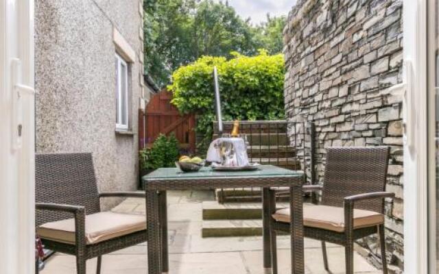 Applegarth Villa  JRs Restaurant